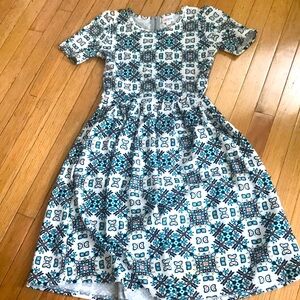 Stylish Blue Lularoe and white patterned dress
